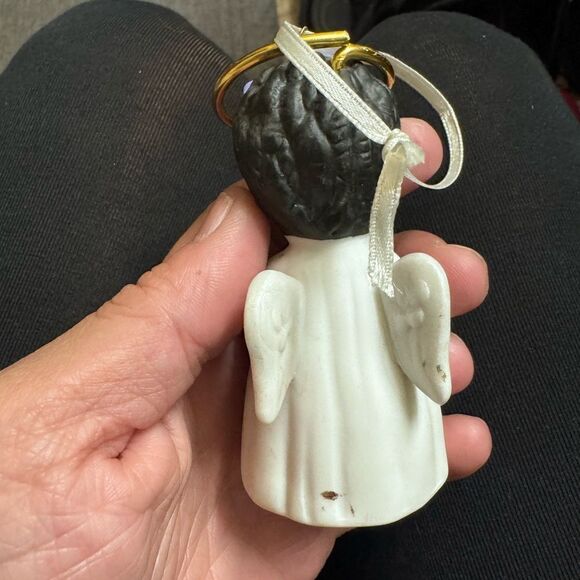 1995 NOELLE ANGEL BELLS COLLECTION Hallmark Keepsake Ornament - Picture 2 of 7